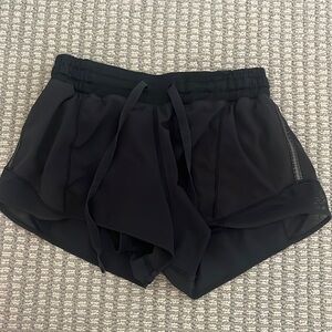 Hotty hot shorts 2.5 inch with pocket on the back